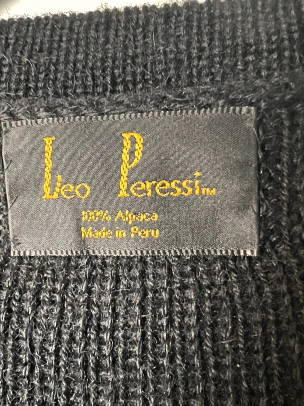 Leo Peressi Women’s Vintage Black Alpaca Cardigan Oversized‎ Shoulder Pads
